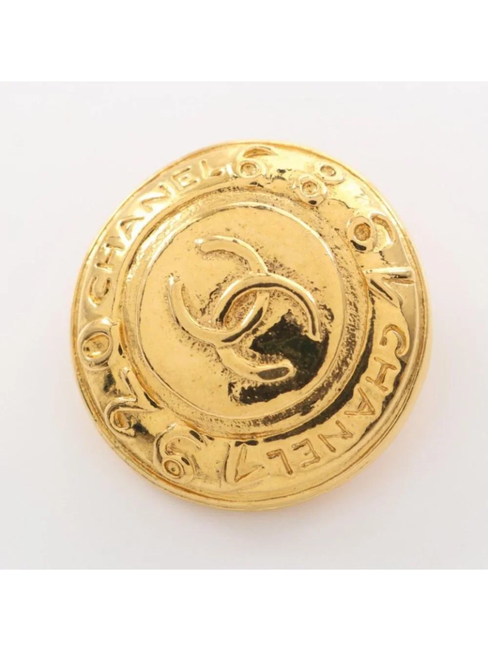 Chanel Earrings CC Logo Round
